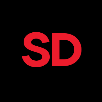 Logo rouge "SD" sur fond noir, style épuré et moderne.